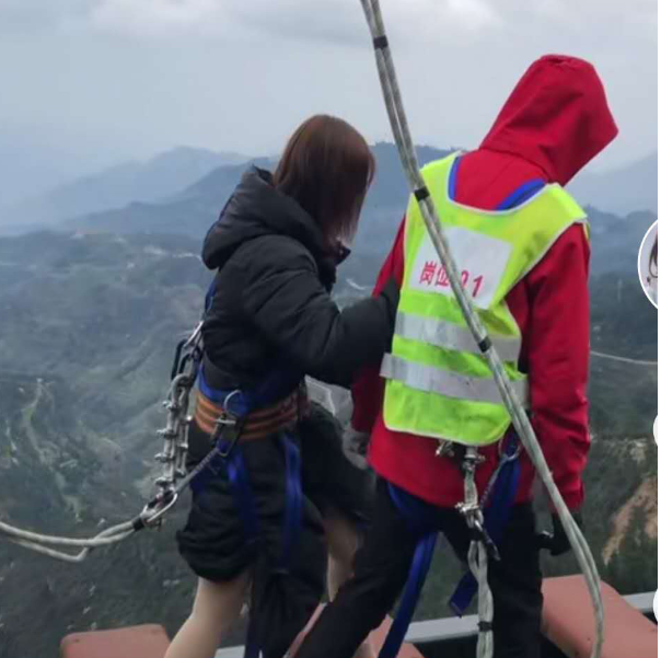 張家界翼裝飛行事件—景區(qū)不得不提防的高風(fēng)險(xiǎn)項(xiàng)目?。?！  